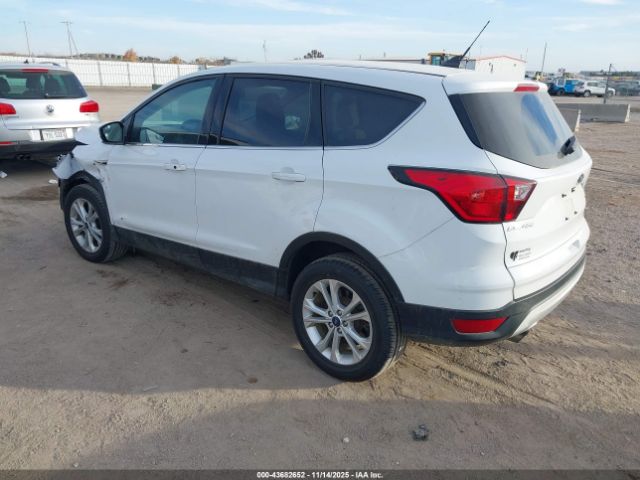 2019 FORD ESCAPE 1FMCU9GD2KUC54380 Photo 2
