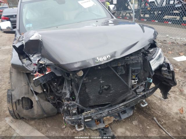 2017 JEEP GRAND CHEROKEE 1C4RJFCG4HC954549 Photo 5