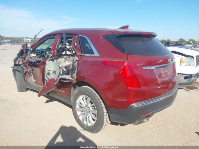 2018 CADILLAC XT5 1GYKNARS6JZ242836 Photo 2