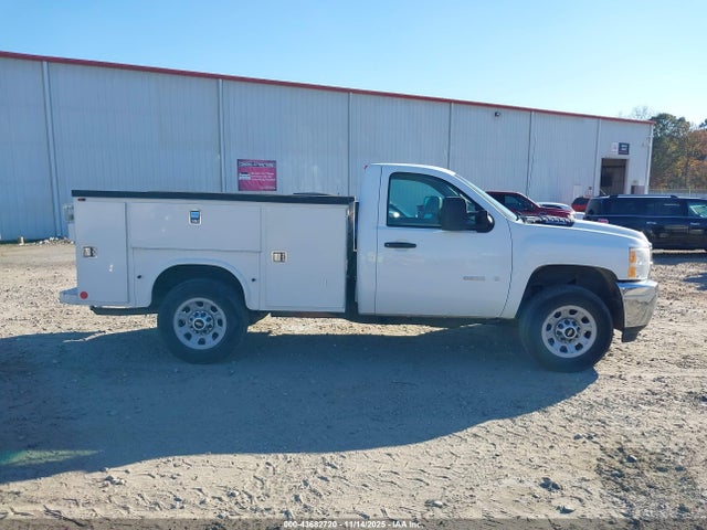 2014 Chevrolet Silverado 3500hd Work Truck მანქანა იყიდება აუქციონზე, vin: 1GB3CZCG5EF117776, აუქციონის ნომერი: 43682720
