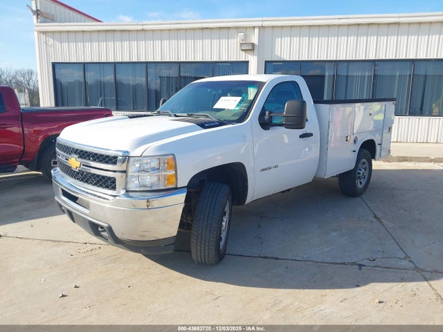 2014 Chevrolet Silverado 3500hd Work Truck მანქანა იყიდება აუქციონზე, vin: 1GB3CZCG5EF117776, აუქციონის ნომერი: 43682720