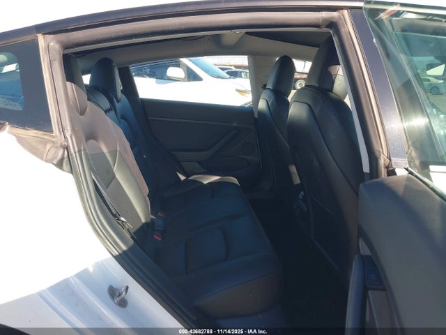 2021 TESLA MODEL 3 5YJ3E1EB9MF085877 Photo 7