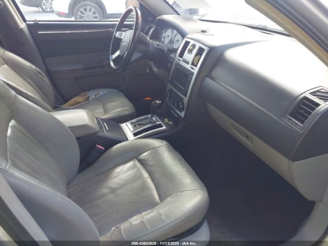 2007 CHRYSLER 300C 2C3KA63H27H705838 Photo 4