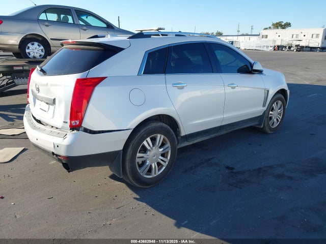 2014 CADILLAC SRX 3GYFNBE30ES645459 Photo 3
