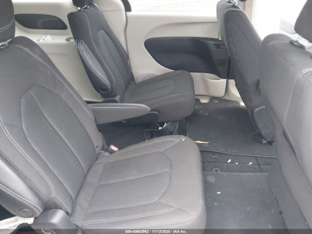 2022 CHRYSLER VOYAGER 2C4RC1CG7NR102700 Photo 7