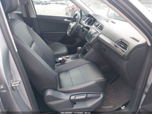 2021 VOLKSWAGEN TIGUAN 3VV2B7AX8MM131978 Photo 4