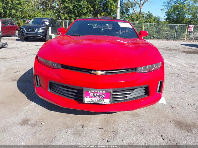 2018 CHEVROLET CAMARO 1G1FB3DX9J0127577 Photo 5