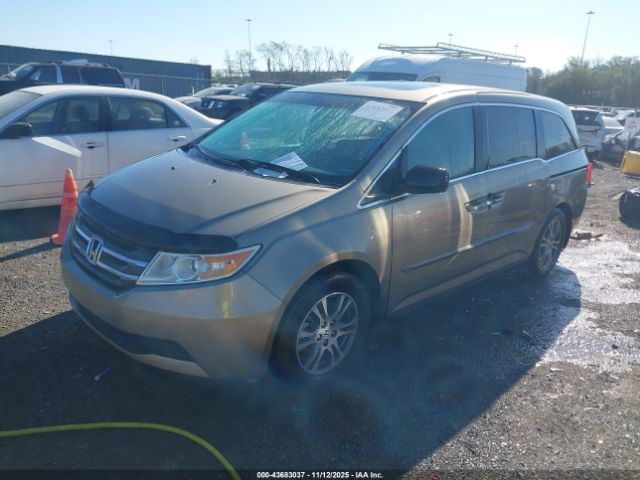 2011 HONDA ODYSSEY 5FNRL5H68BB100744 Photo 1
