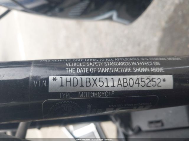 2010 HARLEY-DAVIDSON FLSTF 1HD1BX511AB045252 Photo 9