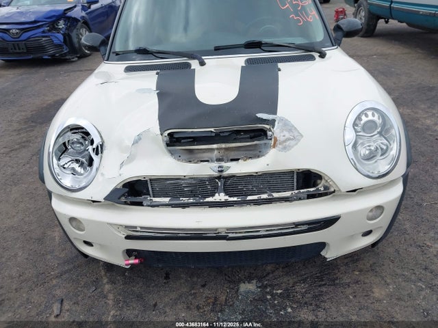 2006 MINI COOPER S WMWRE33536TL19270 Photo 5