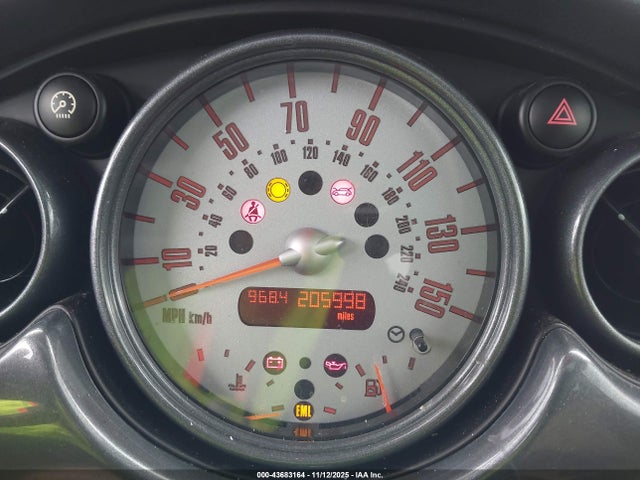 2006 MINI COOPER S WMWRE33536TL19270 Photo 6