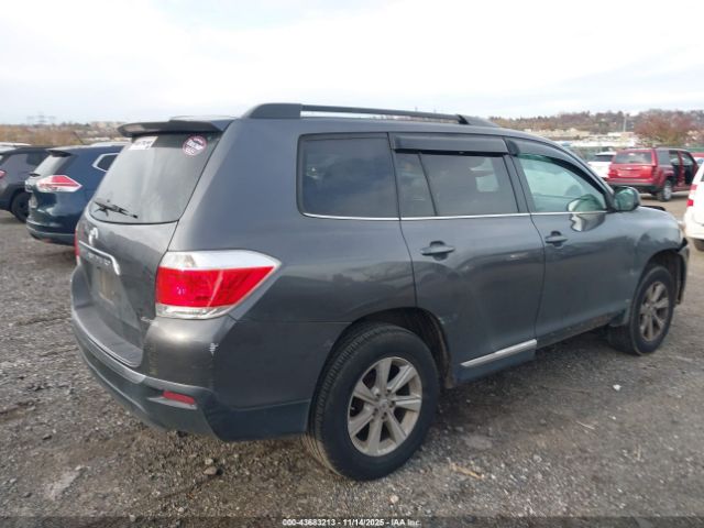 2013 TOYOTA HIGHLANDER 5TDBK3EHXDS224561 Photo 3