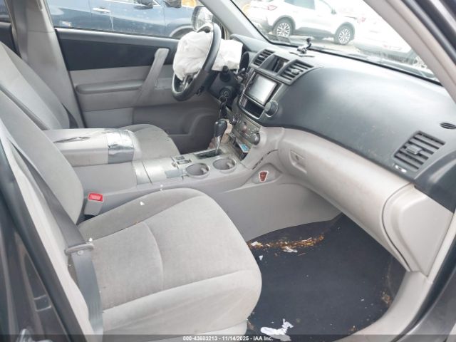 2013 TOYOTA HIGHLANDER 5TDBK3EHXDS224561 Photo 4