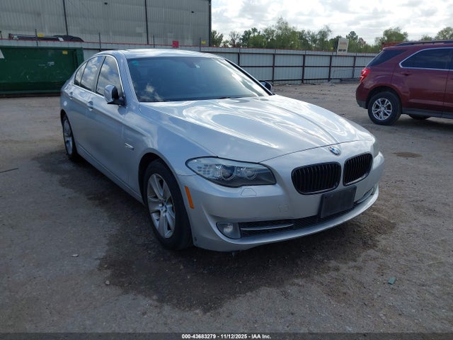2013 BMW 528I WBAXG5C58DDY35077