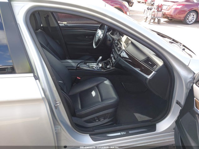 2013 BMW 528I WBAXG5C58DDY35077 Photo 4