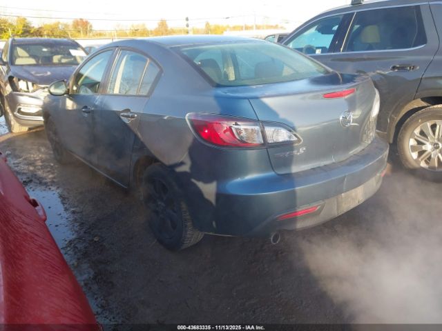 2011 MAZDA MAZDA3 JM1BL1VF7B1455508 Photo 2