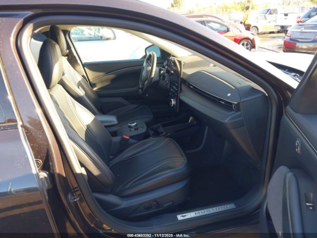 2021 FORD MUSTANG MACH-E 3FMTK3SS3MMA55693 Photo 4