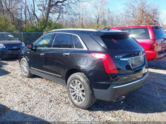2017 CADILLAC XT5 1GYKNDRS0HZ104091 Photo 2