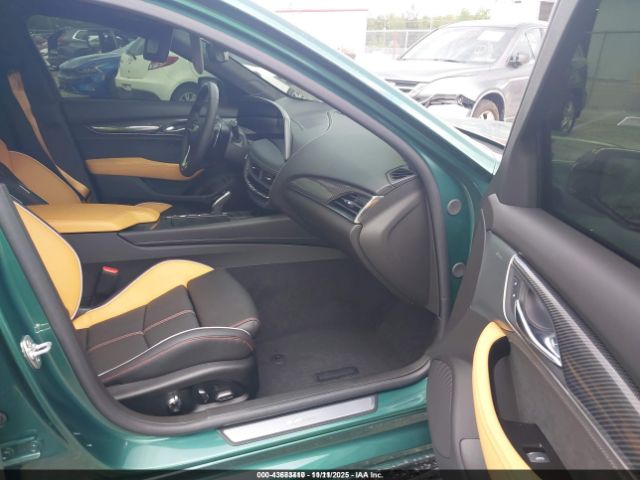 2025 CADILLAC CT5-V 1G6D35R60S0810411 Photo 4