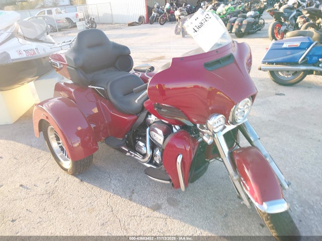 2021 HARLEY-DAVIDSON FLHTCUTG 1HD1MAF12MB858206