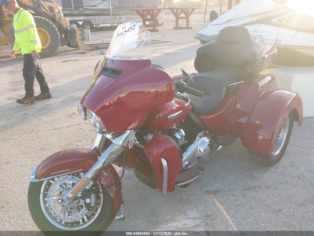 2021 HARLEY-DAVIDSON FLHTCUTG 1HD1MAF12MB858206 Photo 1