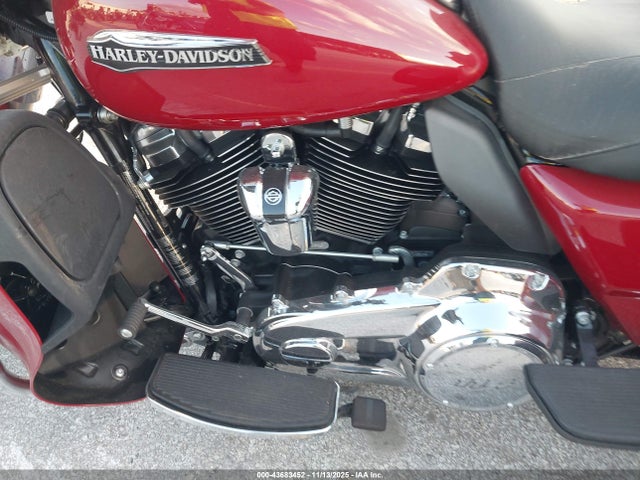 2021 HARLEY-DAVIDSON FLHTCUTG 1HD1MAF12MB858206 Photo 8