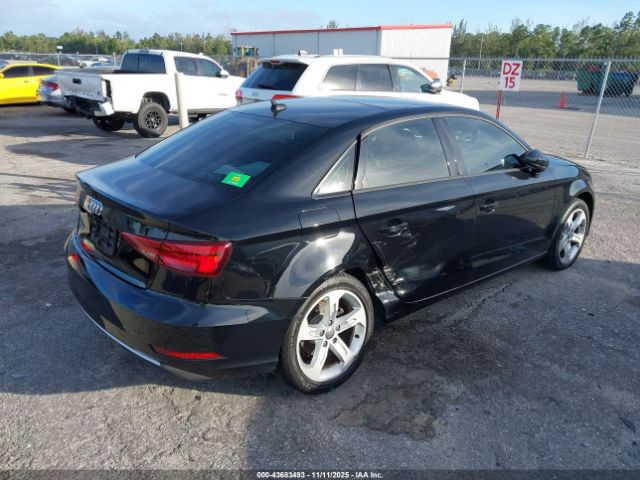 2017 AUDI A3 WAUAUGFF2H1052584 Photo 3