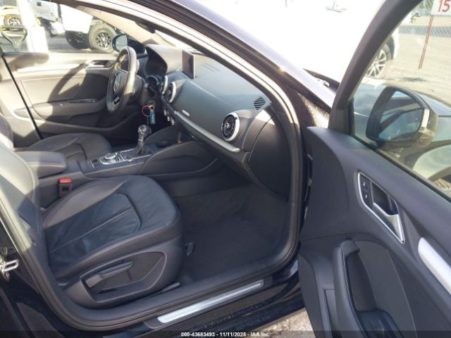 2017 AUDI A3 WAUAUGFF2H1052584 Photo 4