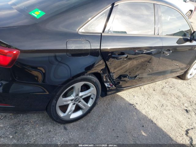 2017 AUDI A3 WAUAUGFF2H1052584 Photo 5