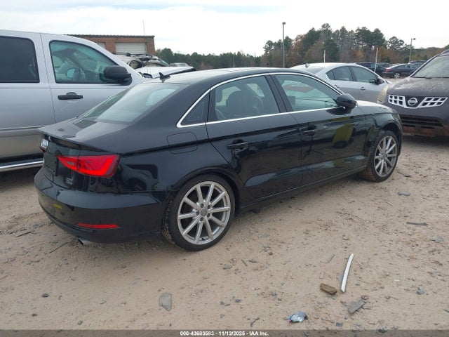 43683583 :رقم المزاد ، WAUBFGFF6F1116878 vin ، 2015 Audi A3 2.0t Premium مزاد بيع