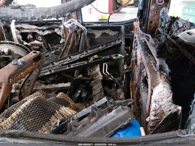 Продажа на аукционе авто 2024 Gmc Sierra 1500 4wd  Short Box At4, vin: 1GTUUEELXRZ347317, номер лота: 43683671