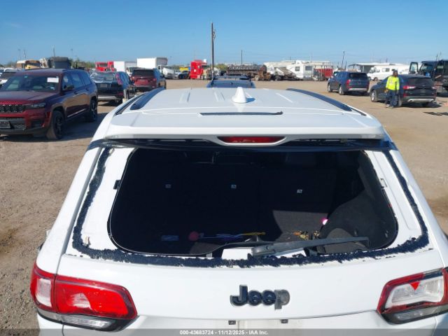 2019 JEEP GRAND CHEROKEE 1C4RJEAGXKC615735 Photo 5