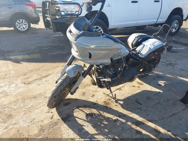 2024 HARLEY-DAVIDSON FXLRST 1HD1YXZ15RB015921 Photo 1