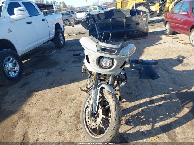 2024 HARLEY-DAVIDSON FXLRST 1HD1YXZ15RB015921 Photo 4