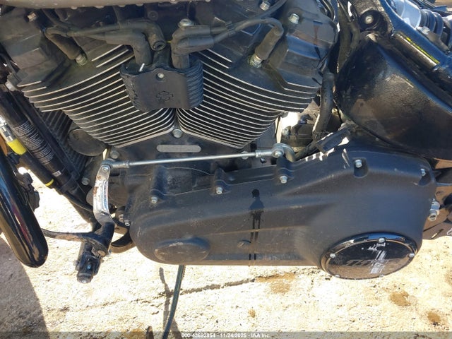 2024 HARLEY-DAVIDSON FXLRST 1HD1YXZ15RB015921 Photo 8