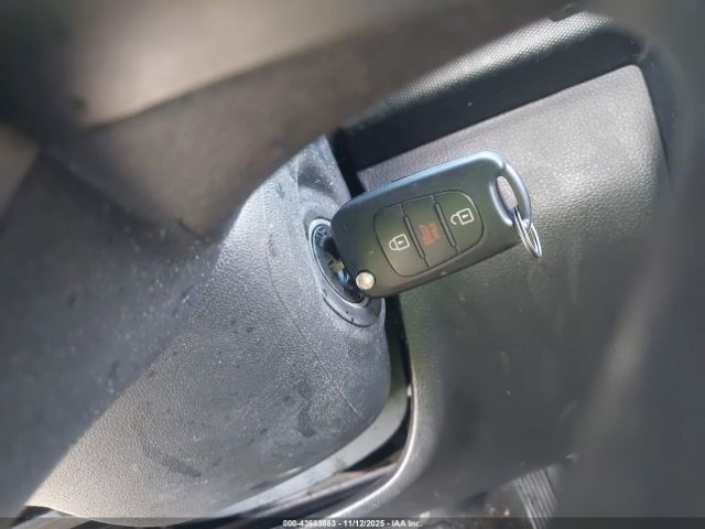 2012 KIA SOUL KNDJT2A55C7451373 Photo 10