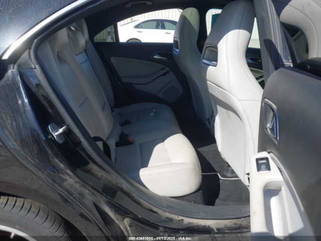 2017 MERCEDES-BENZ CLA 250 WDDSJ4GB8HN423238 Photo 7