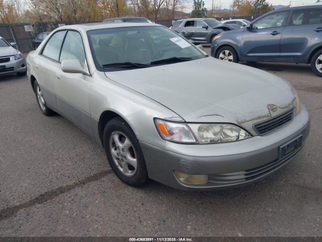 1997 LEXUS ES 300 JT8BF22G8V5003055