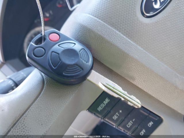 2008 FORD ESCAPE 1FMCU93108KA92703 Photo 10