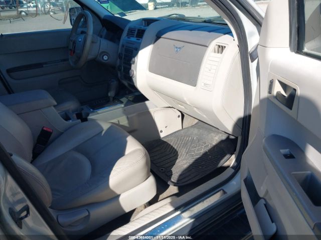 2008 FORD ESCAPE 1FMCU93108KA92703 Photo 4