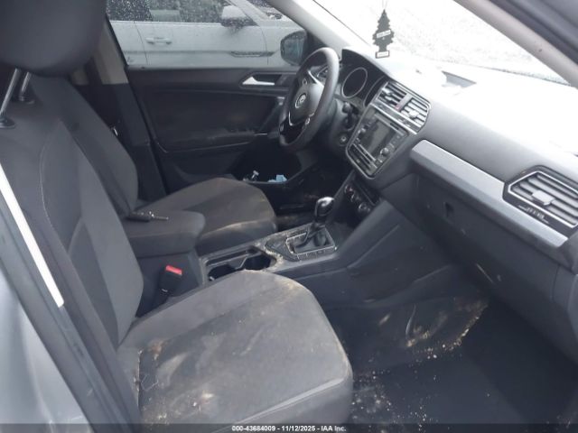 2020 VOLKSWAGEN TIGUAN 3VV1B7AX6LM078630 Photo 4