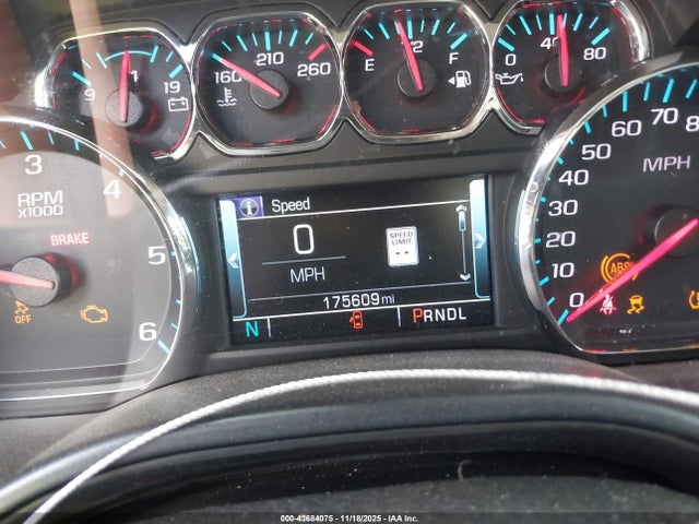 Продаж на аукціоні авто 2018 Gmc Sierra 1500 Slt, vin: 3GTP1NEC1JG213192, номер лоту: 43684075