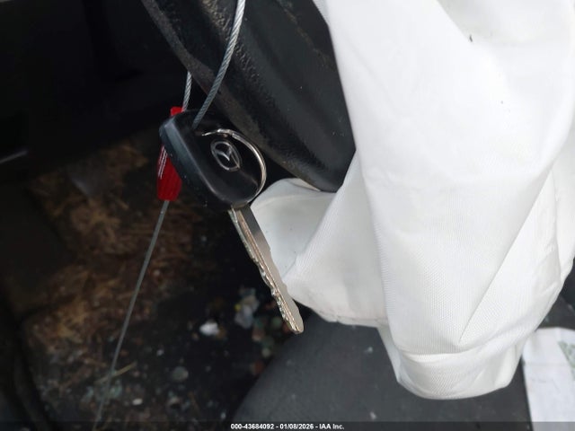 2011 MAZDA MAZDA3 JM1BL1UF4B1460912 Photo 10