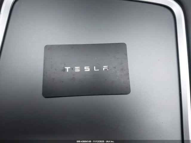 2023 TESLA MODEL 3 5YJ3E1EA1PF555136 Photo 10