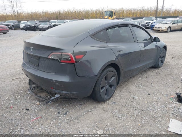 2023 TESLA MODEL 3 5YJ3E1EA1PF555136 Photo 3