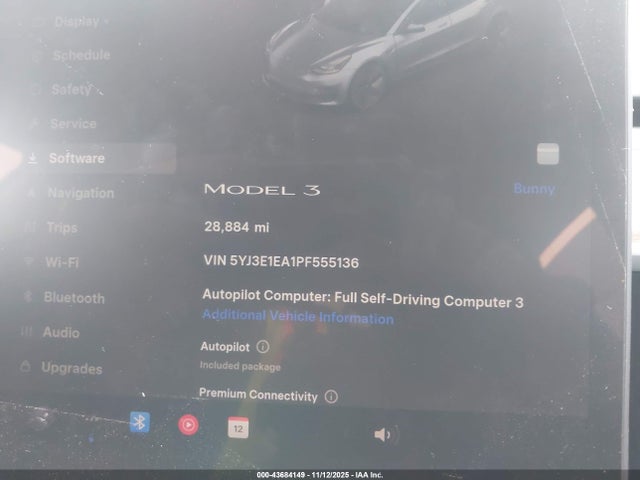 2023 TESLA MODEL 3 5YJ3E1EA1PF555136 Photo 6