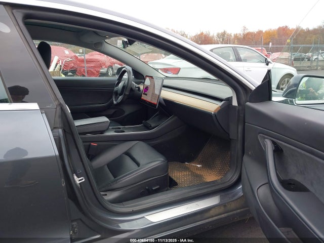 2020 TESLA MODEL 3 5YJ3E1EB0LF744234 Photo 4