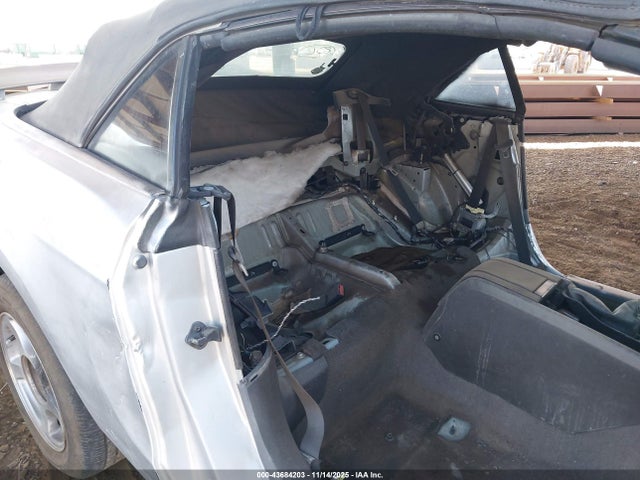 Ford Mustang V6 Premium 2014 1ZVBP8EM3E5272001 Image 8