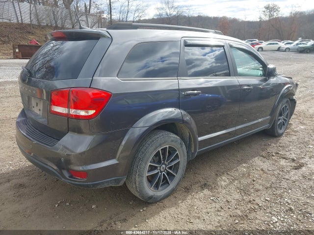 Dodge JOURNEY SE 2019 3C4PDCBB9KT731891 Image 4