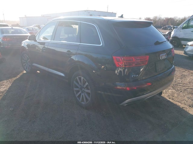 2018 AUDI Q7 WA1VAAF73JD013472 Photo 2